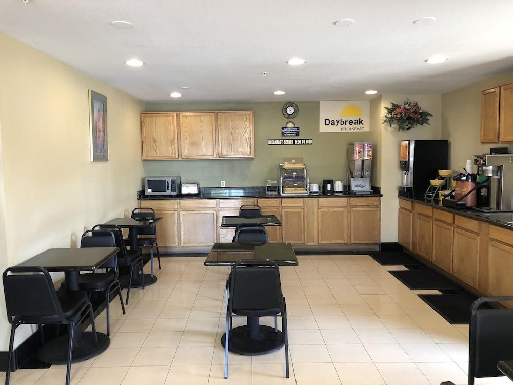 Days Inn By Wyndham Tucson Airport Екстер'єр фото
