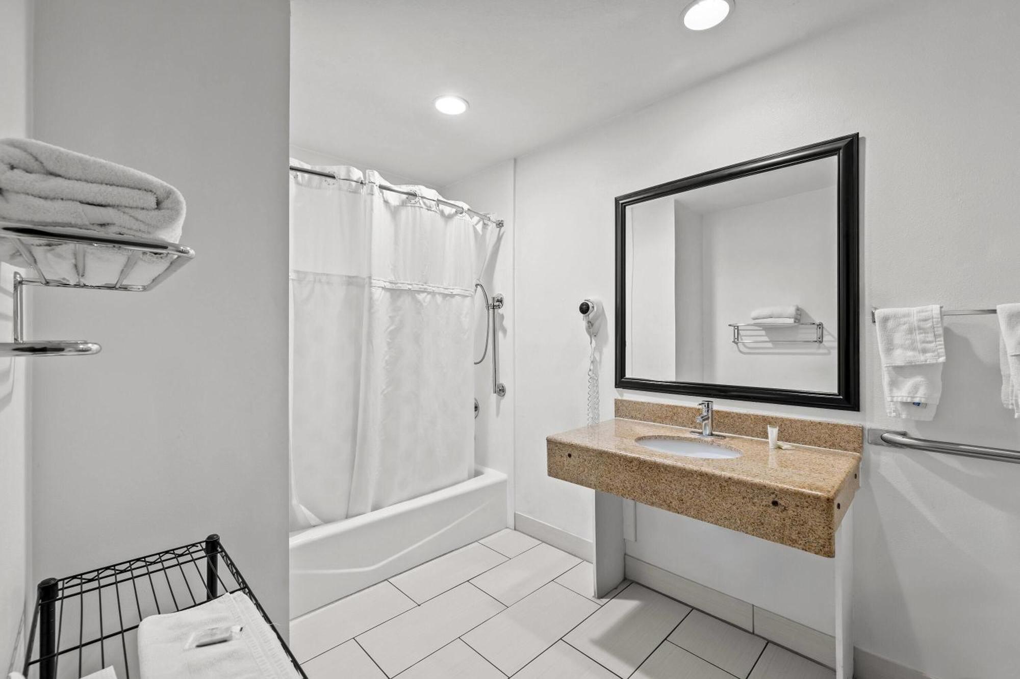 Days Inn By Wyndham Tucson Airport Екстер'єр фото