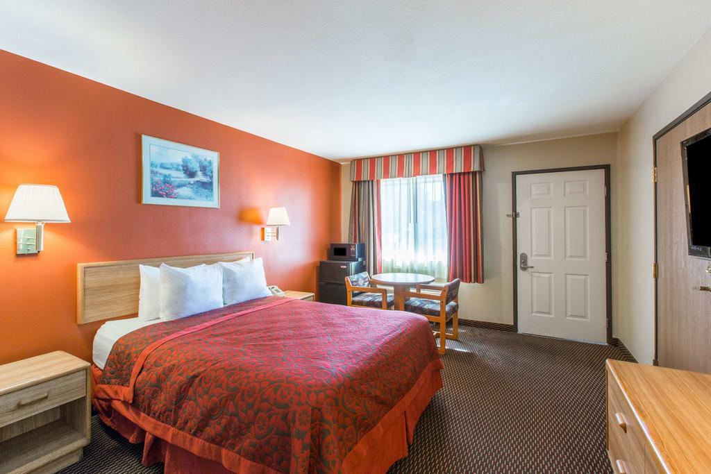 Days Inn By Wyndham Tucson Airport Екстер'єр фото